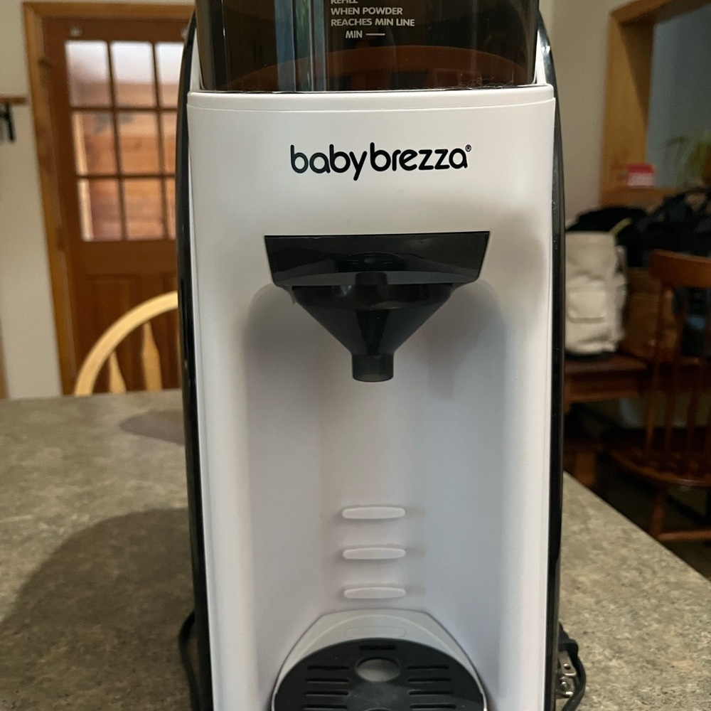 Baby Brezza Formula Maker - Black and White